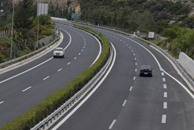 Αυτοκινητόδρομος Αιγαίου: -50% η κίνηση στη δεκαετία